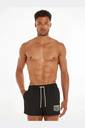 Tommy Hilfiger Badeshorts »SF SHORT DRAWSTRING«, mit kultigem Logoschriftzug