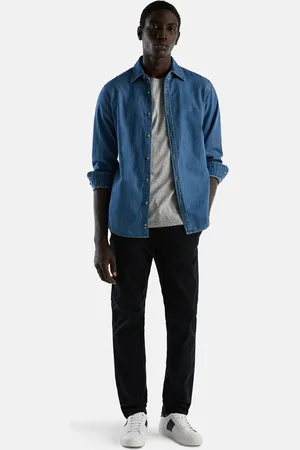 Benetton Chinohose, im klassischen Chino-Look