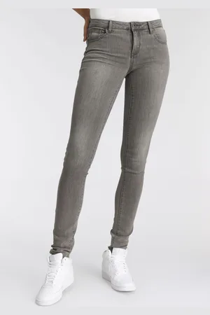 ARIZONA Skinny-fit-Jeans »Ultra-Stretch«, extra-enger Beinverlauf, normale Leibhöhe, mit Eingrifftaschen