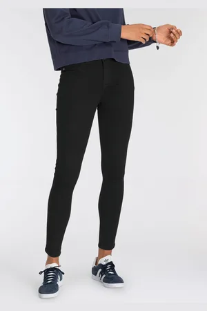 ARIZONA Skinny-fit-Jeans »Ultra Stretch«, extra-eng geschnittene Beinform, modische Used-Waschung