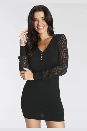 melrose Strickkleid, kurzes Kleid, femininer Stil, aus Feinstrick und Viskosemischung