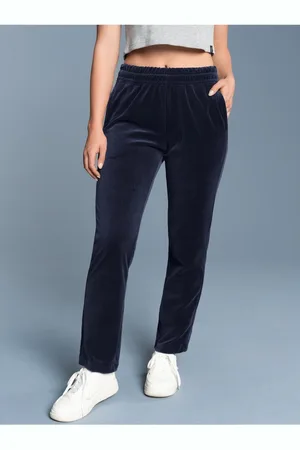 Trigema Jerseyhose » Nicki Hose mit praktischen Eingrifftaschen«, (1 tlg.)