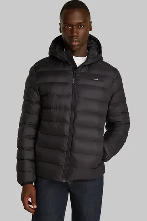 Calvin Klein Outdoorjacke »RECYCLED HOODED PUFFER JACKET«, mit Kapuze, mit Logopatch