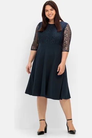 Sheego Abendkleid »Cocktailkleid mit floraler Spitze und Chiffon-Ärmeln«, mit floraler Spitze und Chiffon-Ärmeln