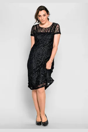 Sheego Spitzenkleid »Spitzenkleid in leicht ausgestellter Passform«, in leicht ausgestellter Passform