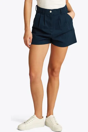 Tommy Hilfiger Chinoshorts »TJW CLAIRE HR PLEATED SHORT«, mit Bundfalten, mit Logostickerei
