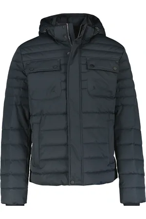 Lerros Steppjacke, mit Kapuze, warm gefüttert und wasserabweisend