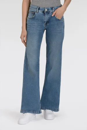 Herrlicher 5-Pocket-Jeans »Edna Recycled Denim Light«, im Flared Fit