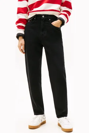 Tommy Hilfiger Mom-Jeans »High waist - Mom-Jeans Tapered«, mit Logo-Badge, Logostickerei