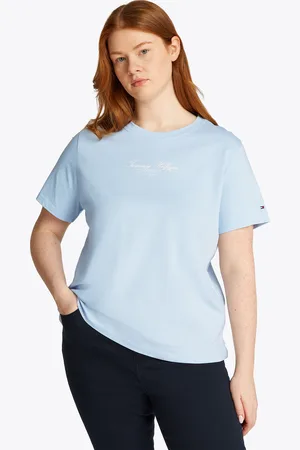 Tommy Hilfiger Rundhalsshirt »CRV REG SCRIPT C-NK TEE SS«, in Großen Größen, Logoschriftzug