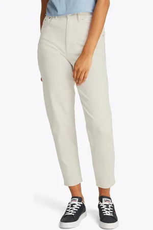 Tommy Hilfiger Mom-Jeans »High waist - Mom-Jeans Tapered«, mit Logo-Stickereien, in knöchelfreier Länge