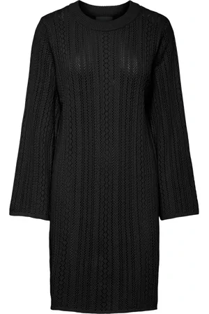 Pieces® Strickkleid »PCNUKA LS O-NECK KNIT DRESS NOOS BC«
