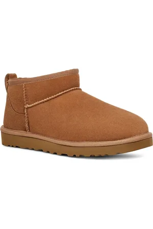 UGG Schlupfboots »CLASSIC ULTRA MINI«, Winterboots, Snowboot, Stiefel mit Lammfellfutter