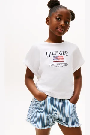 Tommy Hilfiger Kurzarmshirt »HILFIGER SEQUINS FLAG TEE SS«, mit Pailetten, mit Logodruck