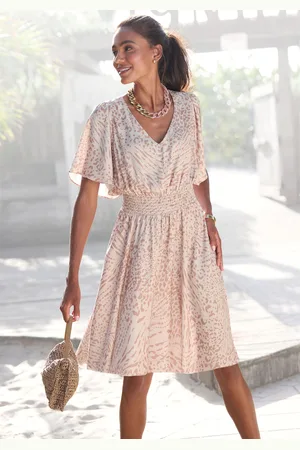 Lascana Sommerkleid, mit Animalprint und Fledermausärmeln, Satinoptik, elastisch