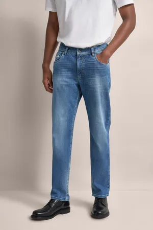 Bugatti 5-Pocket-Jeans, mit einem leichten Used-Look