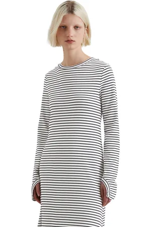 Marc O’ Polo Maxikleid, mit tiefem Rückenausschnitt und Cut-Out-Details am Ärmelsaum