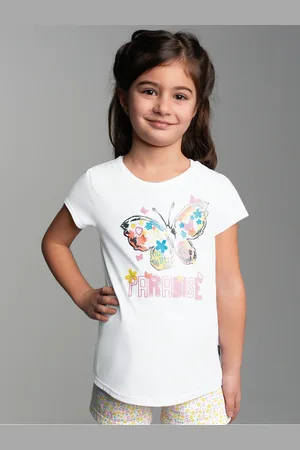 Trigema T-Shirt » T-Shirt mit buntem Schmetterling-Printmotiv«, (1 tlg.)
