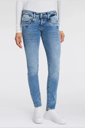 Herrlicher Slim-fit-Jeans »Piper Slim Reused Denim«, mit Zierknöpfen an den Gesäßtaschen