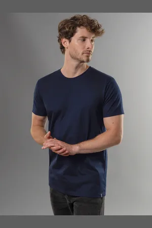 Trigema T-Shirt » Slim Fit T-Shirt aus DELUXE Baumwolle«, (1 tlg.)
