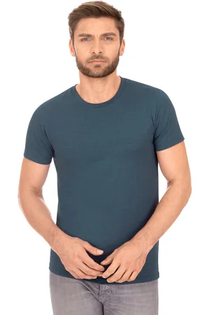 Trigema T-Shirt » Slim Fit T-Shirt aus DELUXE Baumwolle«, (1 tlg.)