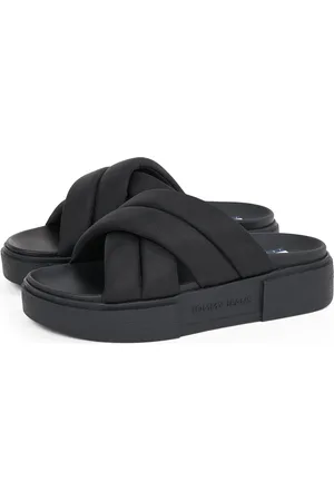 Tommy Hilfiger Pantolette »TJW FLATFORM SANDAL«, Plateau, Sommerschuh, Schlüpfschuh mit wattierten Bandagen