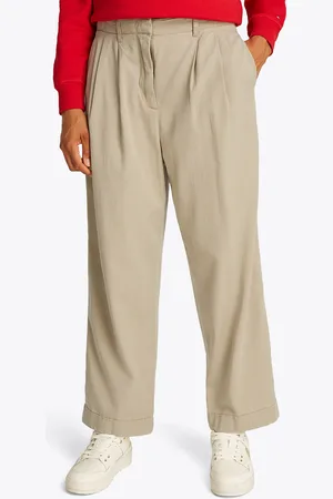 Tommy Hilfiger Chinohose »CO TENCEL RLXD STR PULL ON CHINO«, mit Logostickerei