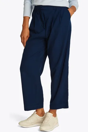 Tommy Hilfiger Chinohose »CO TENCEL RLXD STR PULL ON CHINO«, mit Logostickerei