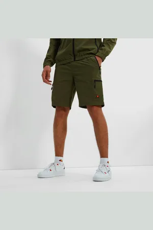 Ellesse Cargoshorts »BULLSEYE CARGO SHORT«, (1 tlg.), mit vielen Reißverschlusstaschen