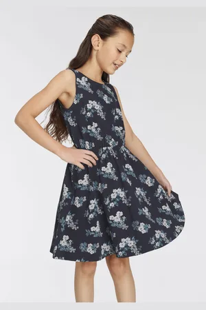 Kidsworld Jerseykleid »- Skaterkleid mit Blumen bedruckt«, festliche Anlässe, kniefreie Länge, modisch, aus Jerseystoff