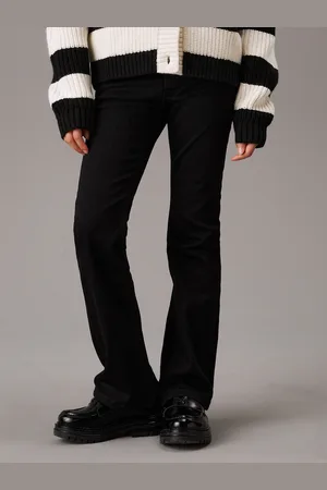 Calvin Klein Schlagjeans »Mr Flare Ess Black Str Denim«, für Kinder bis 16 Jahre und mit Logopatch