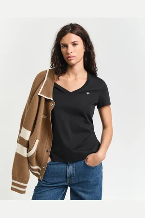 GANT T-Shirt »REG SHIELD KA V-NECK T-SHIRT«, mit einer kleinen Logostickerei auf der Brust