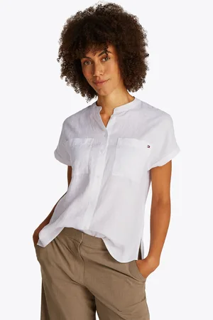 Tommy Hilfiger Kurzarmbluse »ESS LINEN COLLARLESS S/S BLOUSE«, mit Logostickerei,kühlendes Premium Leinen