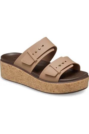 Crocs Keilpantolette »Brooklyn Cork Buckle«, Keilsandale, Plateausandale mit LiteRide™ Schaumfußbett