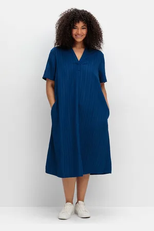 Sheego Sommerkleid »Kleid mit Polokragen, in Längsstruktur«