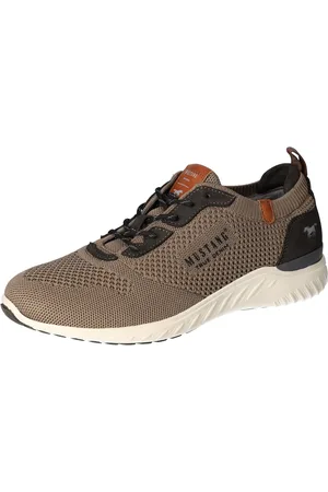 Mustang Slip-On Sneaker, Slipper, Freizeitschuh mit heller Laufsohle