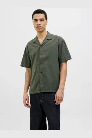 JACK & JONES Kurzarmhemd »JJESUMMER RESORT SHIRT SS SN«, mit Resort Kragen