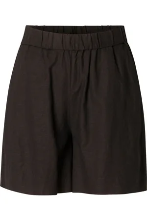 Base Level Shorts