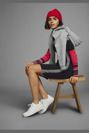 KangaROOS Strickkleid, figurbetont, lang, sportiver Look, aus Baumwollmix, Langarm