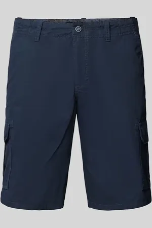 Bugatti Cargoshorts mit aufgesetzten Pattentaschen in , Größe 48