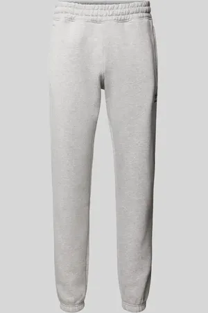 adidas Tapered Fit Sweatpants mit Label-Stitching in , Größe M
