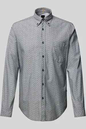 HUGO BOSS Regular Fit Freizeithemd mit Button-Down-Kragen Modell 