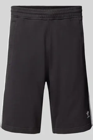 adidas Regular Fit Sweatshorts mit Label-Stitching in , Größe XS