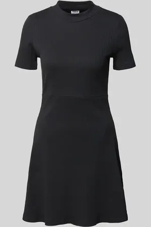 Noisy May T-Shirt-Kleid in Ripp-Optik Modell 