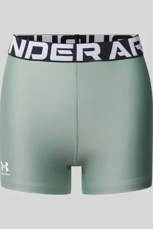 Under Armour Super Skinny Fit Shorts mit Label-Bund in , Größe L