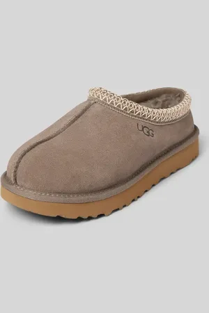 UGG Slides mit Label-Detail Modell 