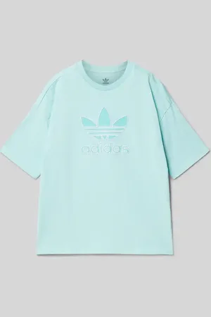 adidas T-Shirt mit Logo-Stitching in , Größe 152