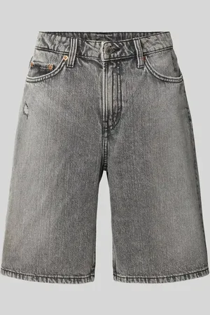 Weekday Regular Fit Jeansshorts im 5-Pocket-Design Modell 