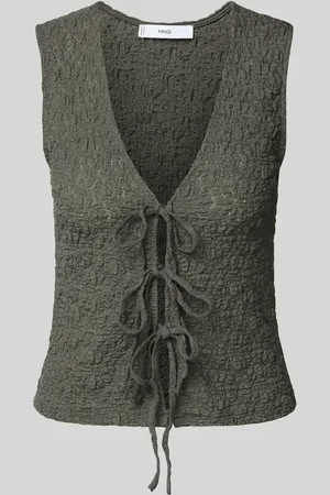 MANGO Slim Fit Blusentop in Crinkle-Optik Modell 