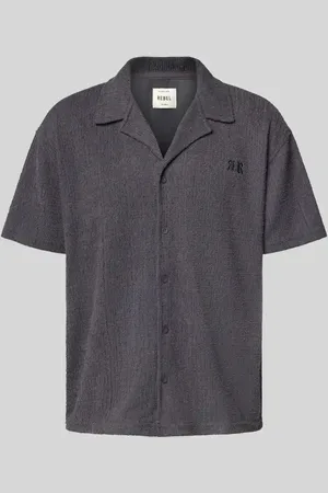 Redefined Rebel T-Shirt mit Label-Stitching Modell 